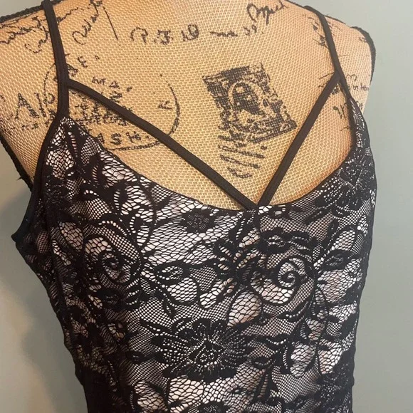 Boston Proper Womens Whimsigoth Lace Made To Be Seen Cami Tank Top Black Large - Picture 3 of 6